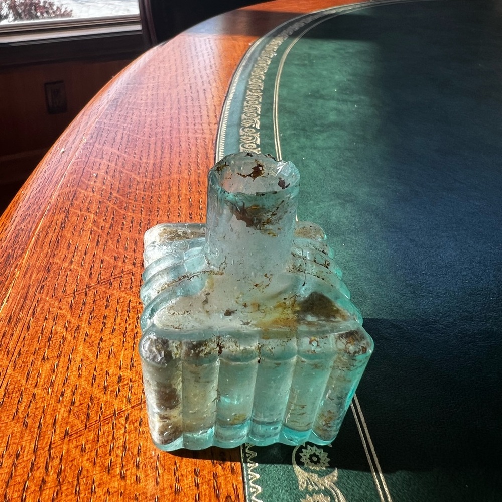 Antique Vintage Victorian Glass Inkwell - Picture 2 of 6